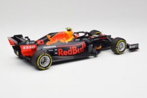Red Bull RB15 #10 P. Gasly F1 2019 Minichamps 1:18 110190010 Métal — image 2 sur 7