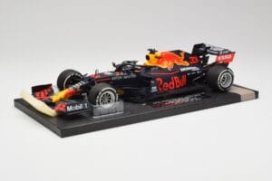 Red Bull RB16 #33 M. Verstappen Abu Dhabi GP Winner 2020 Minichamps 1:18 113201733 Métal — image 2 sur 6
