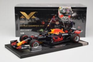 Red Bull RB16B #33 M. Verstappen Abu Dhabi GP 2021 Winner Missing Figurine & Pitboard Minichamps 1:18 113212333 Résine — image 7 sur 7