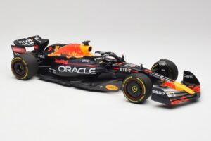 Red Bull RB18 #1 M. Verstappen France GP Winner 2022 Minichamps 1:18 110221201 Métal — image 4 sur 7