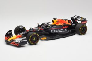 Red Bull RB18 #1 M. Verstappen France GP Winner 2022 Minichamps 1:18 110221201 Métal
