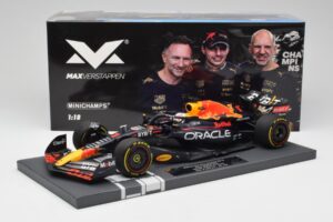 Red Bull RB18 Oracle #1 M. Verstappen US GP 2022 Winner Minichamps 1:18 113221901 Résine — image 7 sur 7