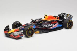 Red Bull RB19 #1 M. Verstappen Austin GP Winner 2023 Minichamps 1:18 110231901 Métal