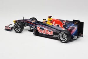 Red Bull RB3 #2 M. Webber F1 2007 Minichamps 1:18 110110272 Métal — image 5 sur 6