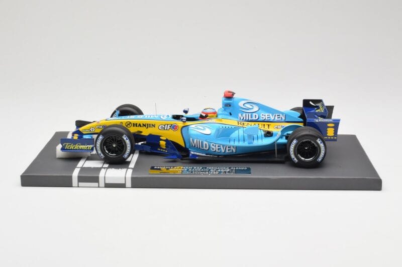 Renault R25 #5 F. Alonso Bahrain GP 2005 Minichamps 1:18 117050305 Résine