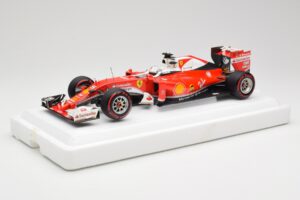 Scuderia Ferrari SF16-H #5 S. Vettel Italian GP 2016 BBR 1:18 BBR181625 Métal