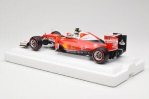 Scuderia Ferrari SF16-H #7 K. Raikkonen Italian GP 2016 BBR 1:18 BBR181627 Métal — image 5 sur 7