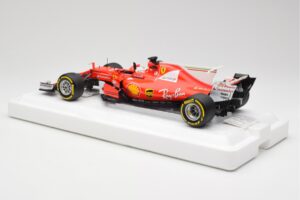Scuderia Ferrari SF70H #5 S. Vettel Winner Australian GP 2017 End of Race BBR 1:18 BBR181705-E Métal — image 5 sur 7