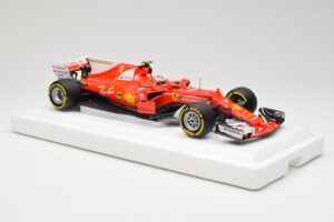 Scuderia Ferrari SF70H #7 K. Raikkonen Australian GP 2017 End of Race BBR 1:18 BBR181707-E Métal — image 4 sur 7