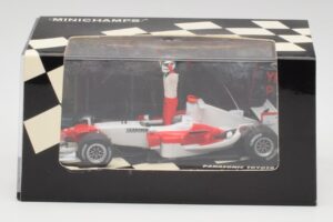 Toyota TF105 #16 J. Trulli Malaysia GP Podium 2005 Minichamps 1:43 400050116 Métal — image 4 sur 4