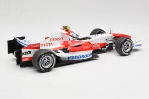 Toyota TF107 #12 J. Trulli F1 Launch Livery 2007 Minichamps 1:18 AM601321 Métal — image 2 sur 6