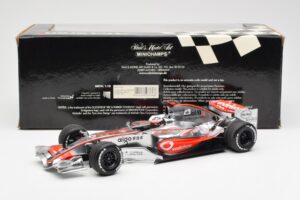 McLaren MP4-22 Mercedes #1 F. Alonso Showcar 2007 Minichamps 1:18 533071871 Métal — image 6 sur 6