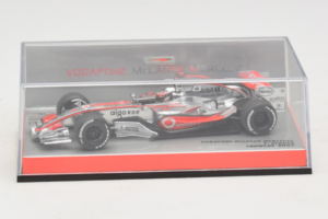 McLaren MP4-22 Mercedes #1 F. Alonso Vodafone McLaren Showcar F1 2007 Minichamps 1:43 533074371 Métal — image 4 sur 5