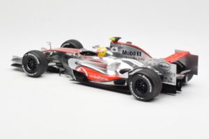 McLaren MP4-22 Mercedes #2 L. Hamilton 2007 Dealer Edition Minichamps 1:18 530071802 Métal — image 5 sur 6