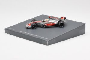 McLaren MP4-23 Mercedes #22 L. Hamilton F1 World Champion 2008 Minichamps 1:43 B66962422 Métal — image 2 sur 4