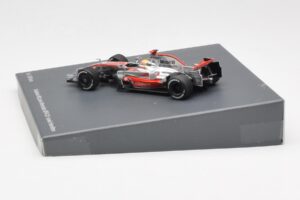 McLaren MP4-23 Mercedes #22 L. Hamilton F1 World Champion 2008 Minichamps 1:43 B66962422 Métal — image 3 sur 4