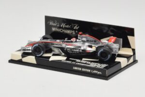 Dallara F303 N. Piquet British F3 Championship 2003 Minichamps 1:43 400030333 Métal — image 3 sur 5