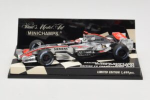 Dallara F303 N. Piquet British F3 Championship 2003 Minichamps 1:43 400030333 Métal