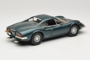 Ferrari 246 GT Dino Vert Anson 1:18 30359 Métal — image 3 sur 8