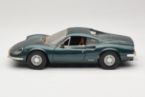 Ferrari 246 GT Dino Vert Anson 1:18 30359 Métal — image 4 sur 8