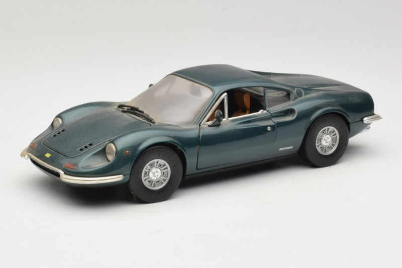 Ferrari 246 GT Dino Vert Anson 1:18 30359 Métal