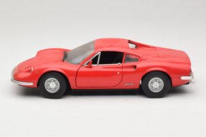 Ferrari Dino 246 GT Rouge Anson 1:18 303597 Métal — image 4 sur 8