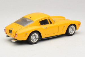 Ferrari 250 GT Berlinetta Jaune Jouef Evolution 1:18 301200 Métal — image 3 sur 8