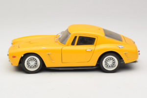 Ferrari 250 GT Berlinetta Jaune Jouef Evolution 1:18 301200 Métal — image 4 sur 8