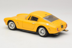 Ferrari 250 GT Berlinetta Jaune Jouef Evolution 1:18 301200 Métal — image 7 sur 8