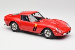 Ferrari 250 GTO London Show Rouge CMC 1:18 M-256 Métal — image 4 sur 6