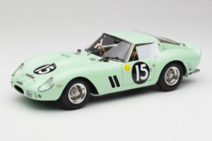 Ferrari 250 GTO #15 S. Moss / G. Hill Goodwood 1962 CMC 1:18 M-247 Métal