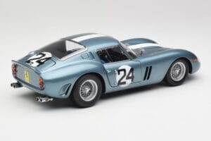 Ferrari 250 GTO #24 P. Rodriguez 12 Hours of Sebring GT3.0 Winner 1962 Kyosho 1:18 08438D Métal — image 3 sur 8