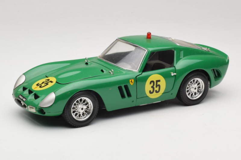 Ferrari 250 GTO #35 Vert 1962 Bburago 1:18 3011-G2 Métal