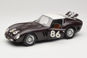 Ferrari 250 GTO #86 Noir Bburago 1:18 3011-B1 Métal — image 2 sur 8