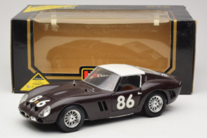 Ferrari 250 GTO #86 Noir Bburago 1:18 3011-B1 Métal — image 8 sur 8
