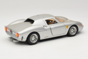 Ferrari 250 LM Argent Bburago 1:18 3033-S1 Métal — image 3 sur 8