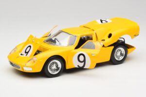 Ferrari 250 LM #21 M. Gregory / J. Rindt NART 24 Hours of Le Mans Winner 1965 Hot Wheels 1:18 25729 Métal — image 2 sur 8