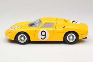 Ferrari 250 LM #21 M. Gregory / J. Rindt NART 24 Hours of Le Mans Winner 1965 Hot Wheels 1:18 25729 Métal — image 4 sur 8
