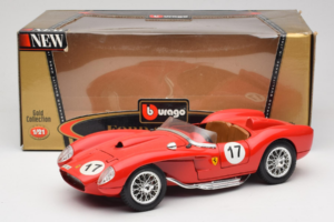 Ferrari 250 Testa Rossa #17 Rouge 1957 Bburago 1:18 3007-R4 Métal — image 8 sur 8