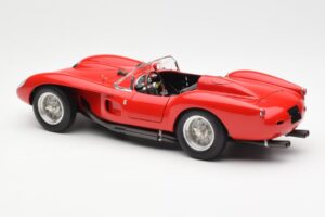 Ferrari 250 Testa Rossa Pontoon Fender Rouge CMC 1:18 M-071 Métal — image 5 sur 6