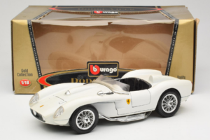 Ferrari 250 Testa Rossa Blanc Replacement Box Bburago 1:18 3007-R3 Métal — image 8 sur 8
