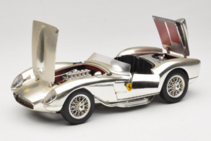 Ferrari 250 Testa Rossa Chrome Argent Bburago 1:18 3007-C1 Métal — image 2 sur 8