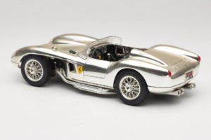 Ferrari 250 Testa Rossa Chrome Argent Bburago 1:18 3007-C1 Métal — image 7 sur 8