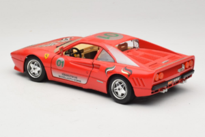 Ferrari 288 GTO #1 Rouge 1984 Bburago 1:18 3027-P3 Métal — image 7 sur 8