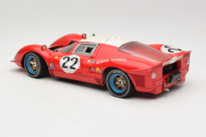 Ferrari 330 P4 #22 Scuderia Filipinetti Poor Condition 1967 Revell 1:18 48825-P1 Métal — image 7 sur 8