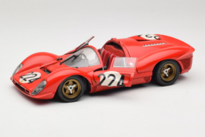 Ferrari 330 P4 #224 Rouge 1967 Revell 1:18 48825-P2 Métal — image 2 sur 7