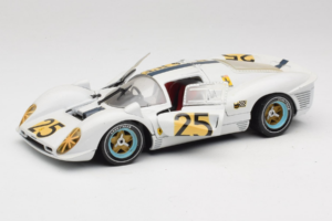 Ferrari 330 P4 #25 Blanc Revell 1:18 48845 Métal — image 2 sur 8