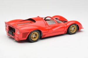 Ferrari 330 P4 Rouge 1967 Revell 1:18 48822 Métal — image 3 sur 8