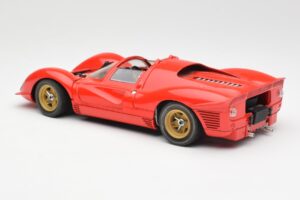 Ferrari 330 P4 Rouge 1967 Revell 1:18 48822 Métal — image 7 sur 8