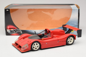 Ferrari 333 SP Rouge Avec Jantes Blanches Hot Wheels 1:18 29230 Métal — image 8 sur 8